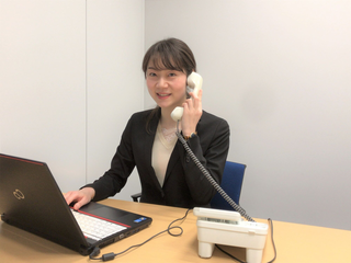 公共文化施設で開催される公演のチケットに関するお仕事!(週5日フルタイム)